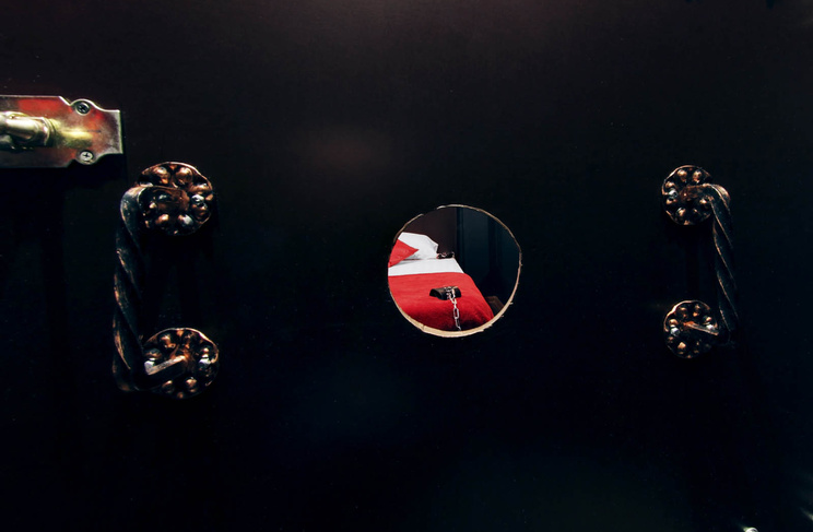 Полулюкс "Glory Hole"