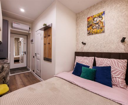 Апартамент 17