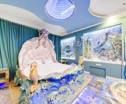 Двухместная кровать