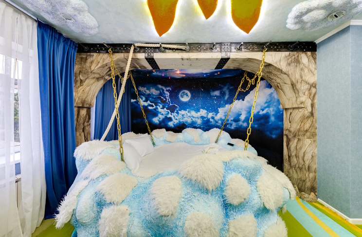 Двухместная кровать