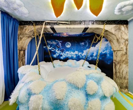 Двухместная кровать