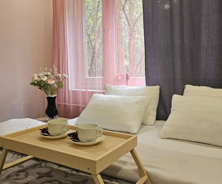 Розовый номер