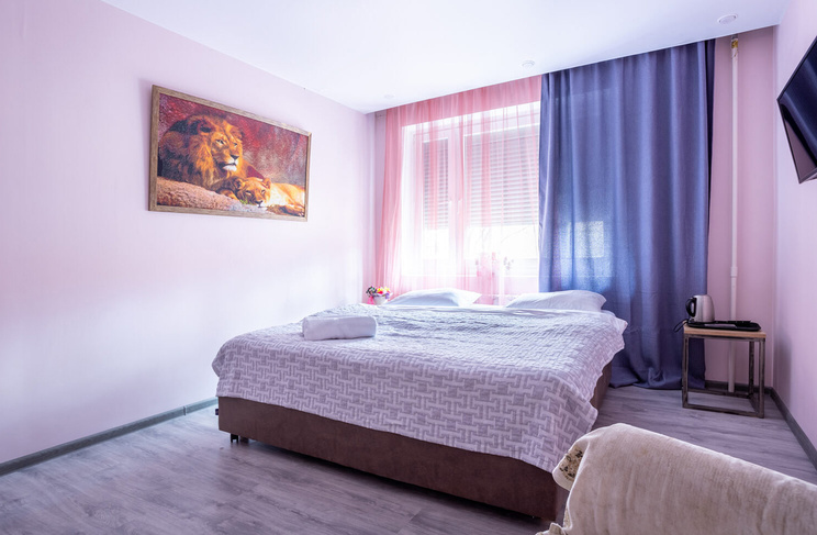 Розовый номер