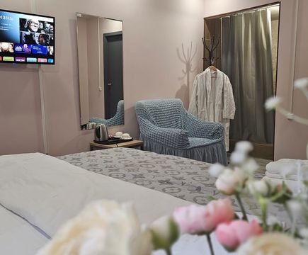 Розовый номер