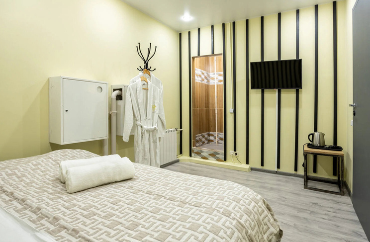 Полосатый номер без окна