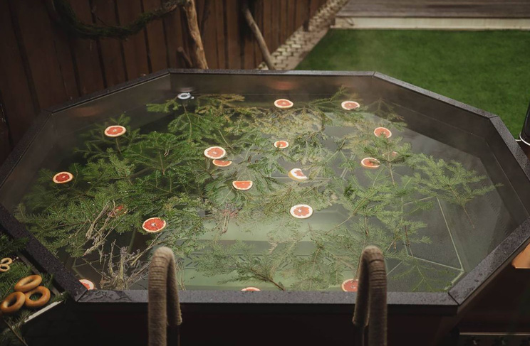 Большой коттедж