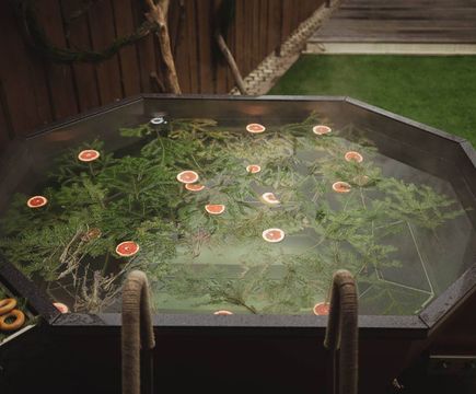 Большой коттедж