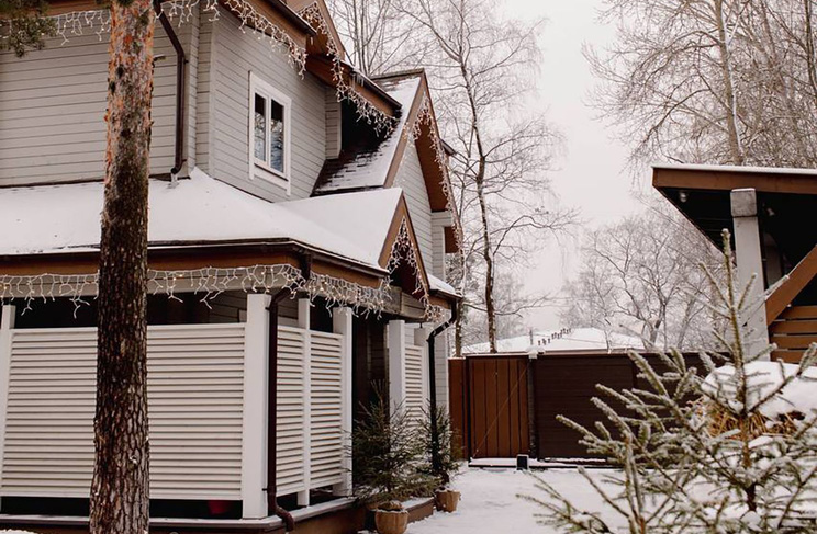 Большой коттедж