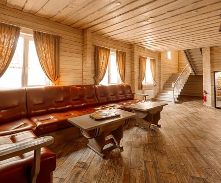 Большой коттедж