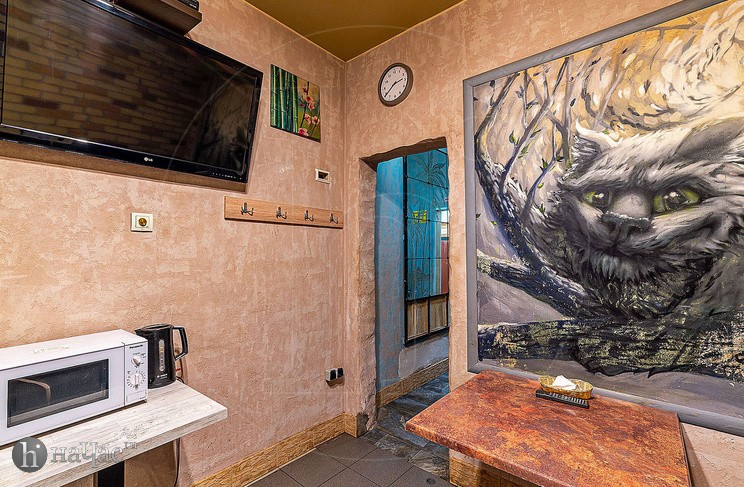 Less на Энгельса, 147