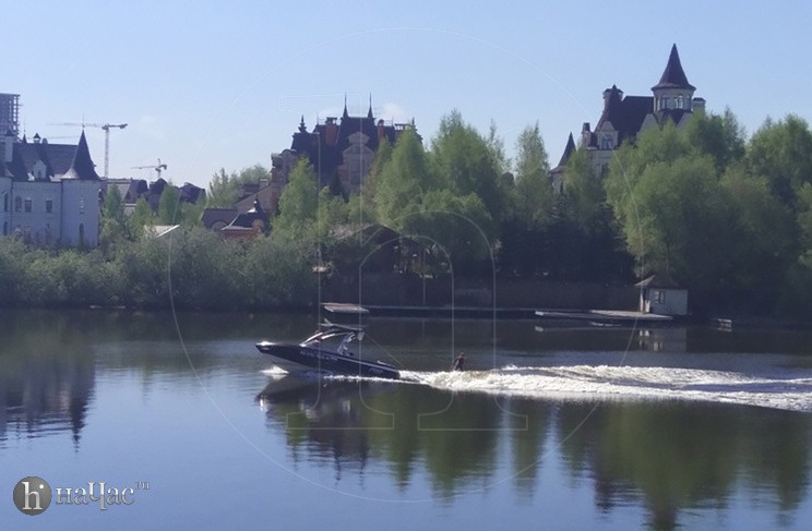 Вид окрестностей